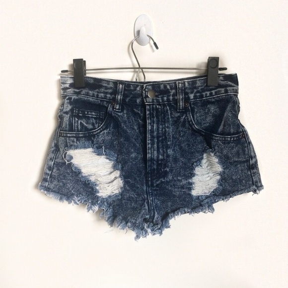Forever 21 Pants - Distressed dark wash high waisted F21 jean shorts!